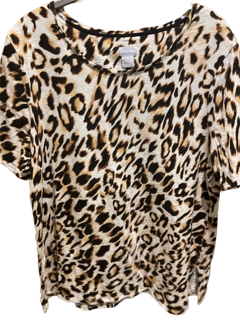 65. WOMENS CHICO’S 2/L DETAIL TOP